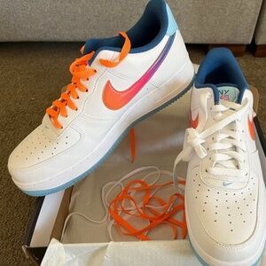 Men's Size 10 Nike Air Force 1